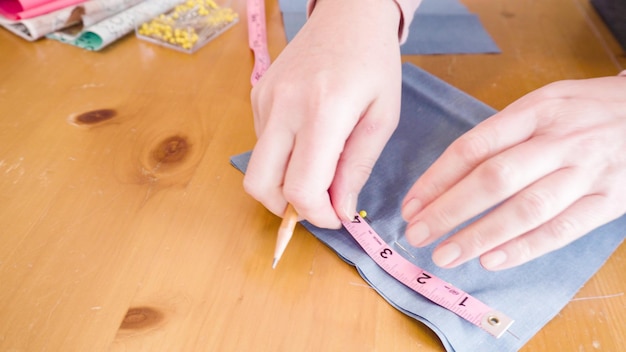 Notes z instrukcjami haftu